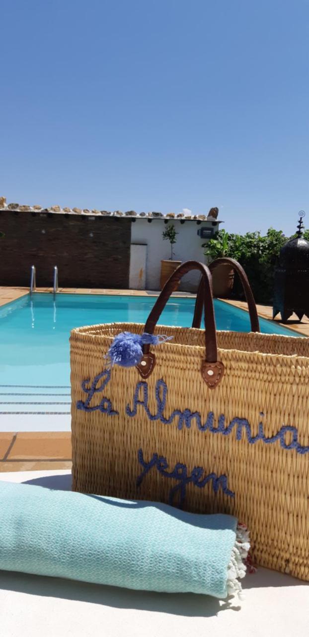 Apartament La Almunia De La Alpujarra Yegen Zewnętrze zdjęcie