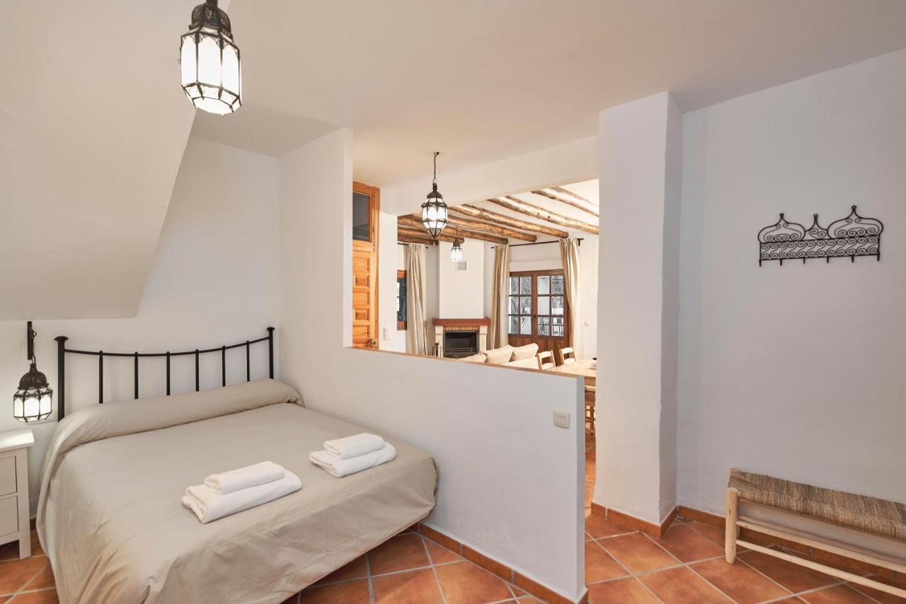 Apartament La Almunia De La Alpujarra Yegen Zewnętrze zdjęcie